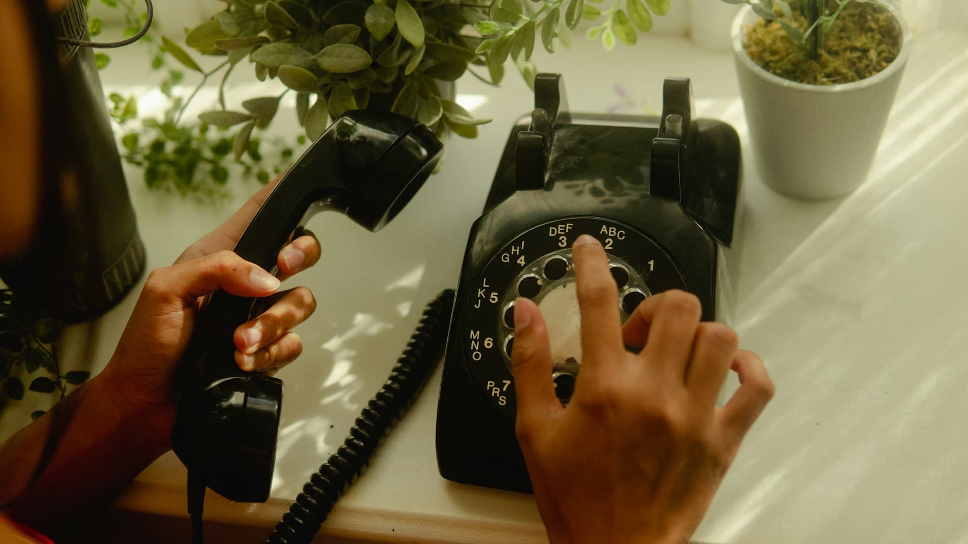 Is Reaching Out to An Ex a Bad Idea?
